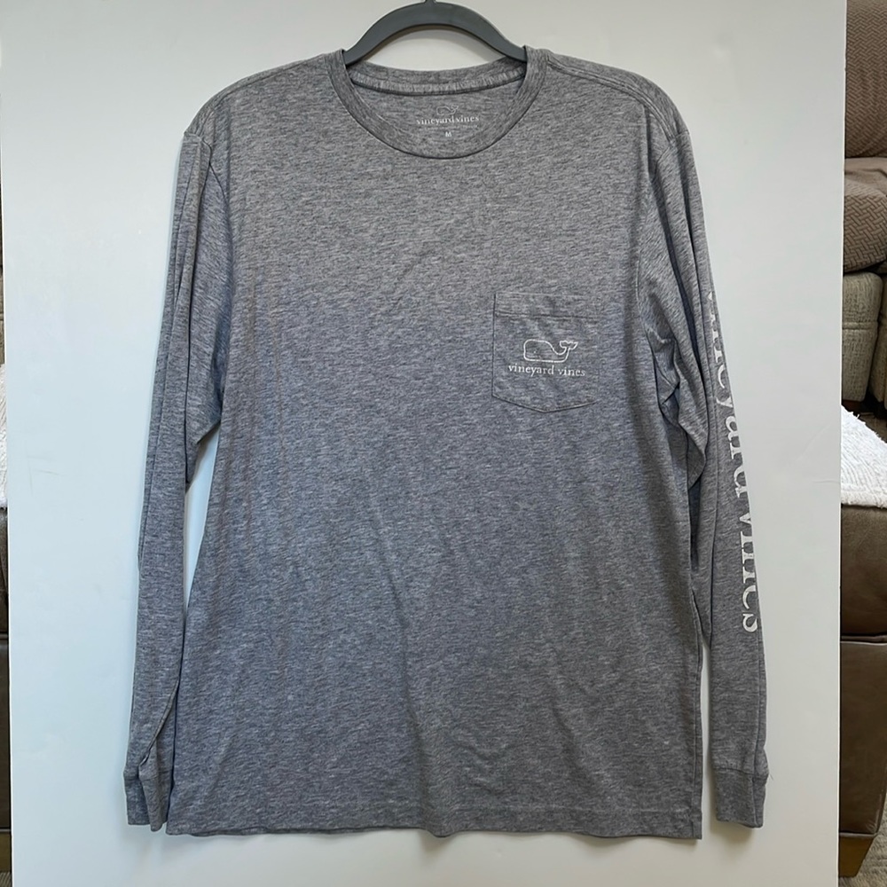 Vineyard Vines men’s crewneck gray pullover shirt
